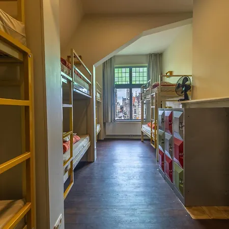 Hostal Uppelink *
