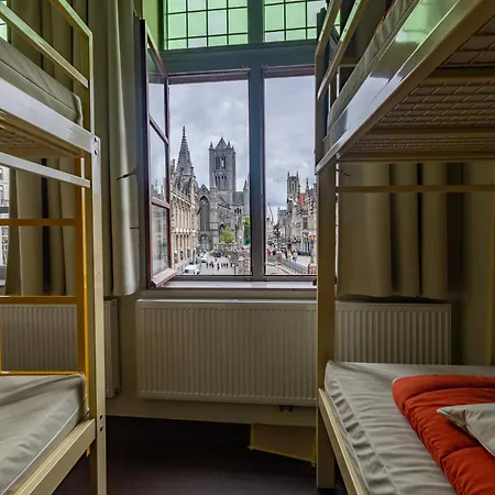 Uppelink אכסניה גנט