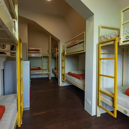 Хостел Uppelink Гент