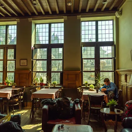 Uppelink Хостел Гент