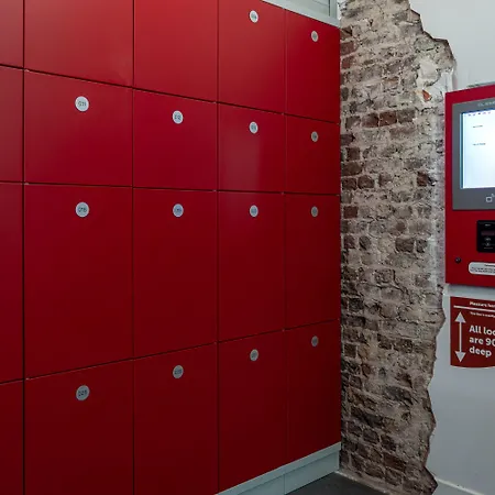 Uppelink אכסניה