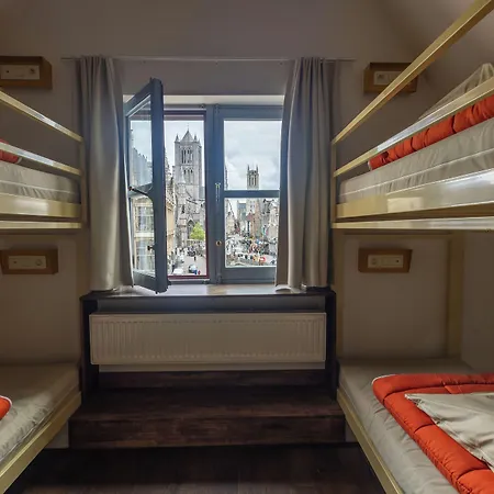 Hostal Uppelink