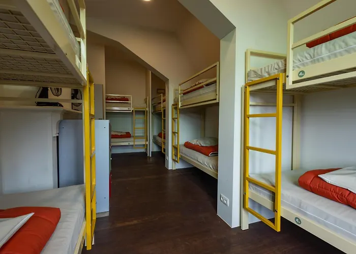 Hostel Uppelink Gent